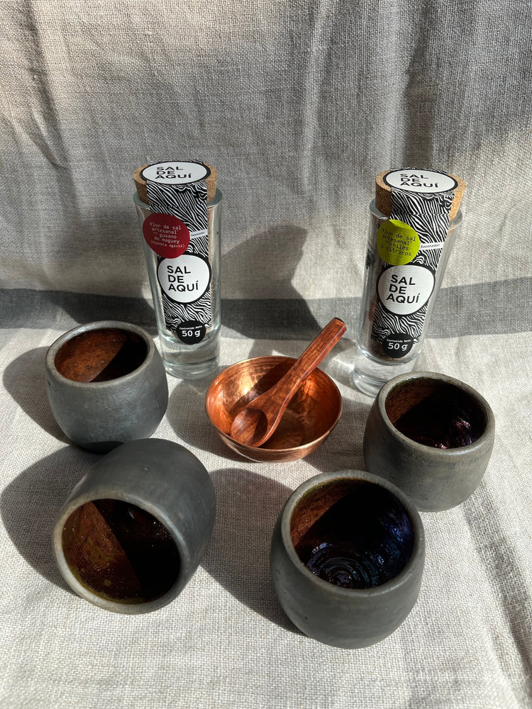 
                  
                    Set de mezcaleros de barro Santa Maria Atzompa, Oax.
                  
                