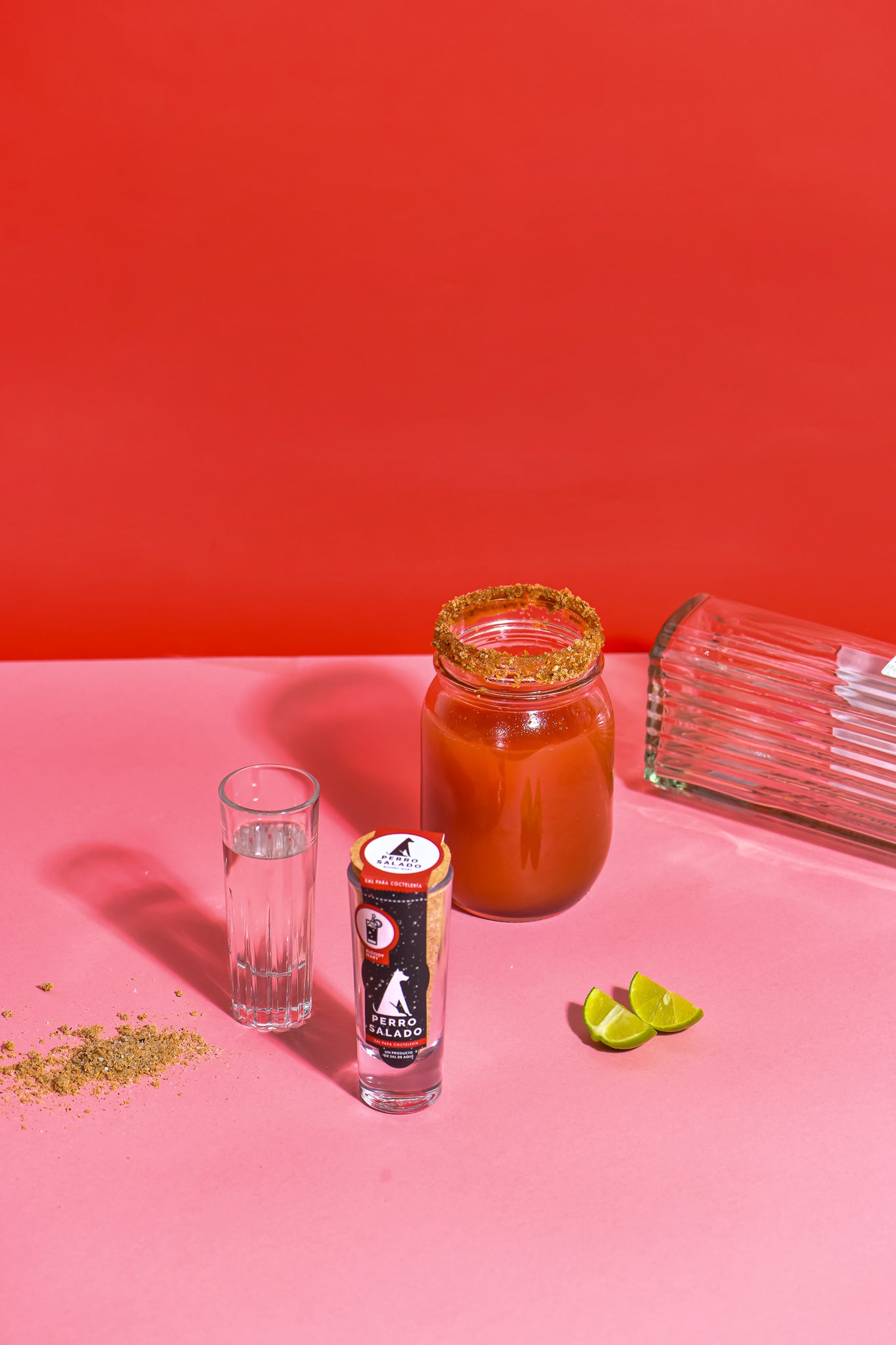 
                  
                    Sugerencia de uso de sal para bloody Mary.
                  
                